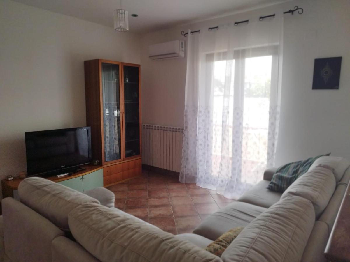 Ndiscialamu Casa Vacanze Palmi Exteriér fotografie