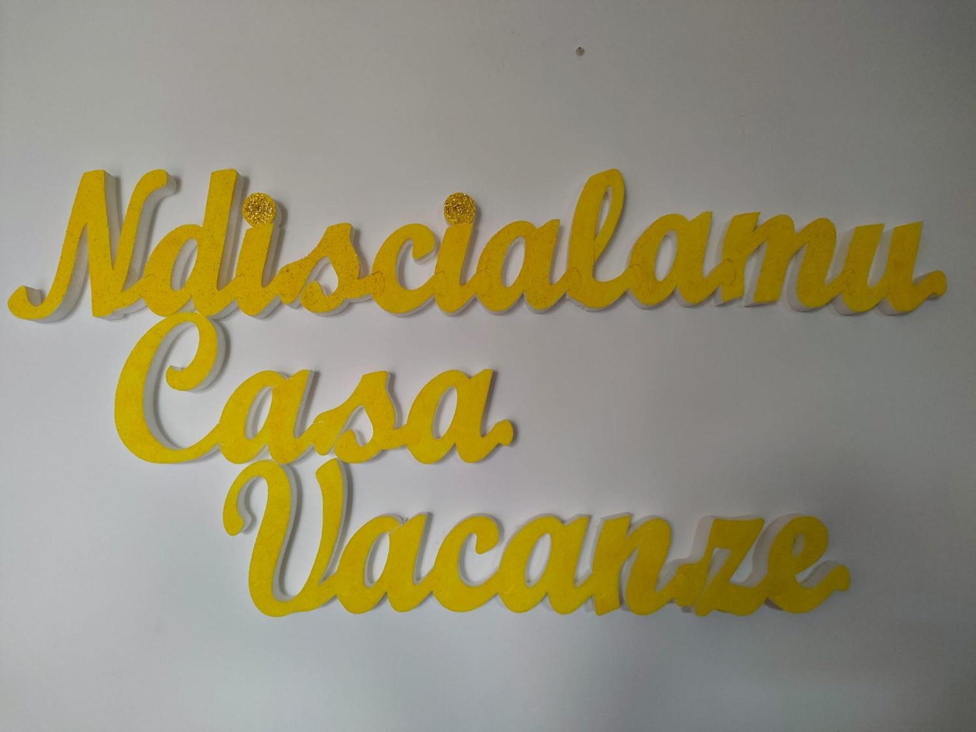 Ndiscialamu Casa Vacanze Palmi Exteriér fotografie
