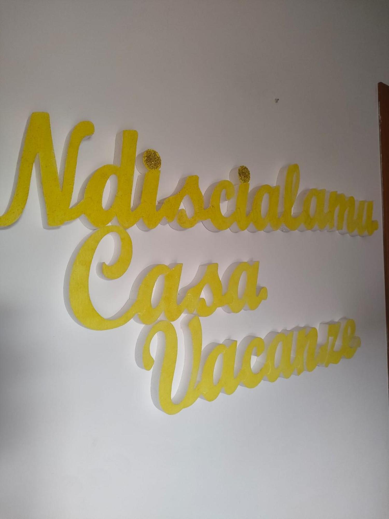 Ndiscialamu Casa Vacanze Palmi Exteriér fotografie